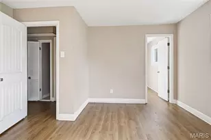 6820 Waterleigh Dr, Saint Louis, MO 63134 - Photo 2