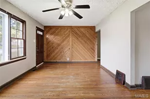 10172 Cabot Dr, Saint Louis, MO 63137 - Photo 6