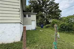 3927 Philbrook Ave, Pine Lawn, MO 63120 - Photo 12