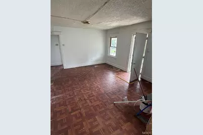 3927 Philbrook Avenue, Pine Lawn, MO 63120 - Photo 2
