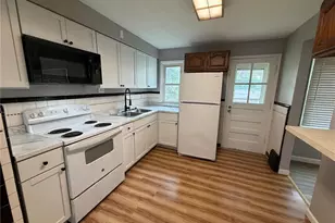 1134 Laire, Saint Louis, MO 63137 - Photo 8