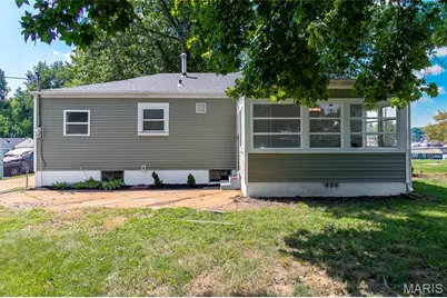 9866 Eastdell Drive, Dellwood, MO 63136 - Photo 8