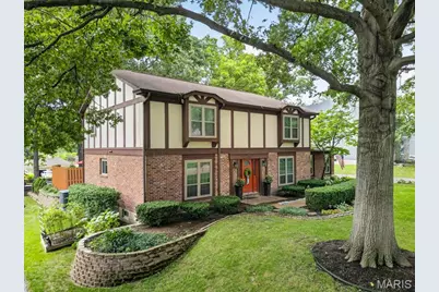 631 Golfview Drive, Ballwin, MO 63011 - Photo 4
