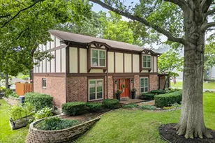 631 Golfview Dr, Ballwin, MO 63011 - Photo 4