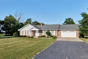 103 Meadow Ridge Dr, Troy, MO 63379 - Photo 4
