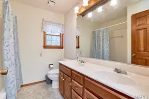 103 Meadow Ridge Dr, Troy, MO 63379 - Photo 26