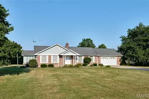 103 Meadow Ridge Dr, Troy, MO 63379 - Photo 2