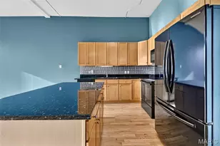 1501 Locust St, Saint Louis, MO 63103 - Photo 8