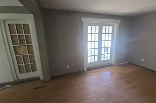 11825 Larimore Rd, Saint Louis, MO 63138 - Photo 2