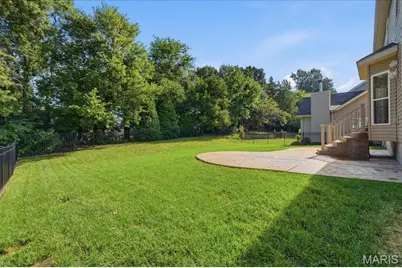 1025 Hawkins Bend Drive, Fenton, MO 63026 - Photo 32