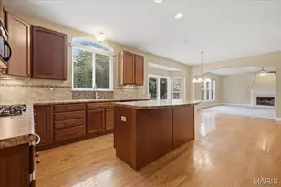 1025 Hawkins Bend Dr, Fenton, MO 63026 - Photo 20