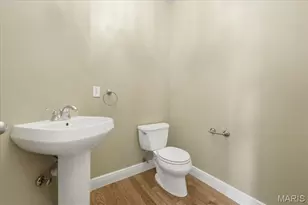 1025 Hawkins Bend Dr, Fenton, MO 63026 - Photo 24