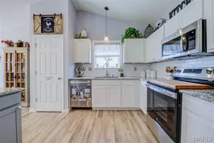 418 Dusty Brook Dr, O'Fallon, MO 63366 - Photo 12