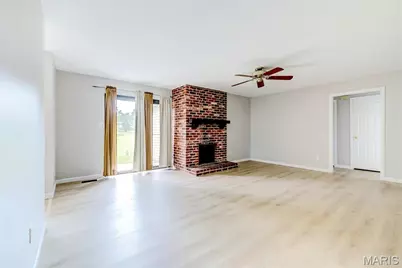 12732 Glenage Drive, Maryland Heights, MO 63043 - Photo 12