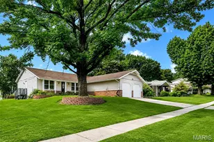12732 Glenage Dr, Maryland Heights, MO 63043 - Photo 38
