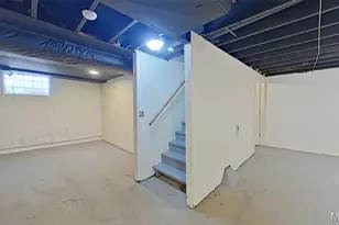400 S Clark Ave, Ferguson, MO 63135 - Photo 12