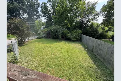 400 S Clark Avenue, Ferguson, MO 63135 - Photo 18