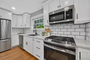 5690 Pernod Ave, Saint Louis, MO 63139 - Photo 16
