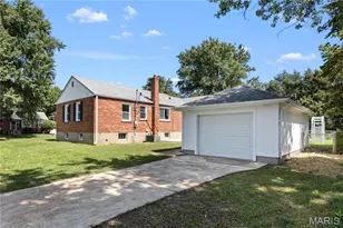 17 St Martha Ct, Florissant, MO 63031 - Photo 20