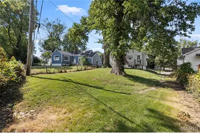 7724 Horatio Drive, Saint Louis, MO 63121 - Photo 16