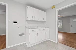 4552 Ray Ave, Saint Louis, MO 63116 - Photo 16