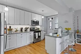 6274 Cates Ave, University City, MO 63130 - Photo 2