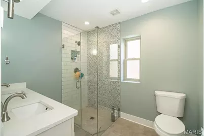 7537 Buckingham Drive, Clayton, MO 63105 - Photo 12