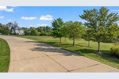 310 Wardenburg Farms Drive, Wildwood, MO 63005 - Photo 4