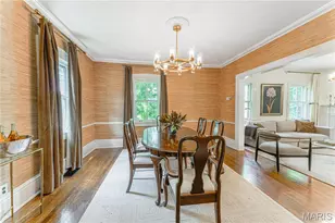 9242 Clayton Rd, Ladue, MO 63124 - Photo 16