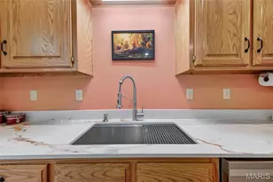 800 Rosewood Dr, Lebanon, MO 65536 - Photo 6