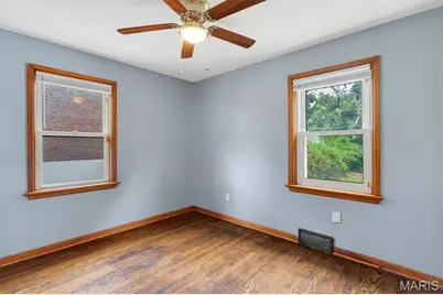 9107 Harold Drive, Berkeley, MO 63134 - Photo 12