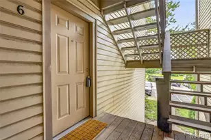 1211 Mangrove Ln, Saint Louis, MO 63125 - Photo 1