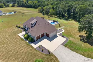 19111 Promise Dr, Lebanon, MO 65536 - Photo 4