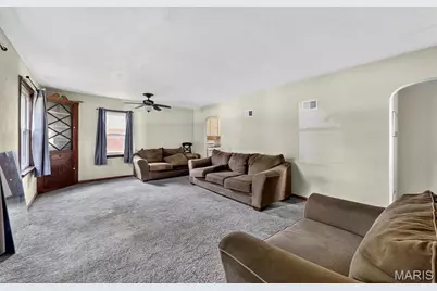 273 S Barat Avenue, Ferguson, MO 63135 - Photo 4