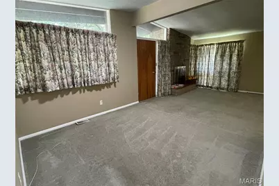 7222 Boellner Drive, Hazelwood, MO 63042 - Photo 6