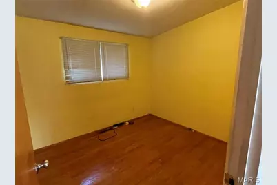 7222 Boellner Drive, Hazelwood, MO 63042 - Photo 14