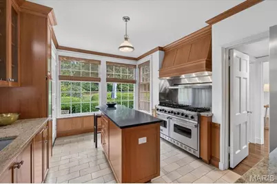 14 Daniel Road, Ladue, MO 63124 - Photo 4