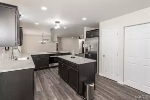 4315 Meadowgreen Estates Dr, Saint Louis, MO 63129 - Photo 32