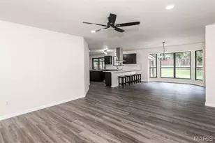 4315 Meadowgreen Estates Dr, Saint Louis, MO 63129 - Photo 20