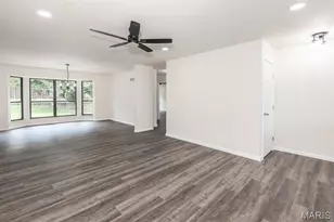 4315 Meadowgreen Estates Dr, Saint Louis, MO 63129 - Photo 6