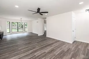 4315 Meadowgreen Estates Dr, Saint Louis, MO 63129 - Photo 18