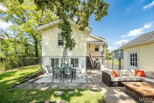 8834 Pine Ave, Brentwood, MO 63144 - Photo 2