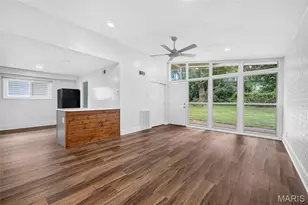 8401 St Olaf Dr, Berkeley, MO 63134 - Photo 6