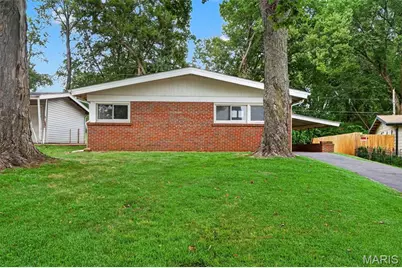 8401 Saint Olaf Drive, Berkeley, MO 63134 - Photo 24