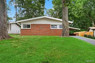 8401 St Olaf Dr, Berkeley, MO 63134 - Photo 24