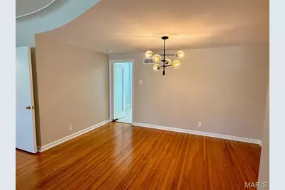 8722 Delmar Boulevard #1E, University City, MO 63124 - Photo 2
