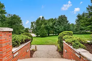 1757 Topping Rd, Town and Country, MO 63131 - Photo 14