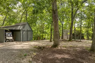 927 Trophy Woods Dr, Innsbrook, MO 63390 - Photo 36