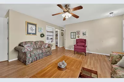 1103 Athena Way, Saint Peters, MO 63376 - Photo 6