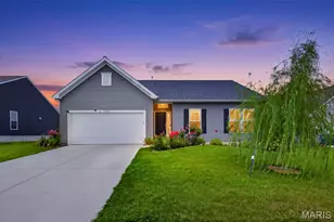 22707 Danison Dr, Warrenton, MO 63383 - Photo 1